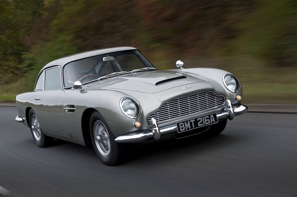 aston martin classic car