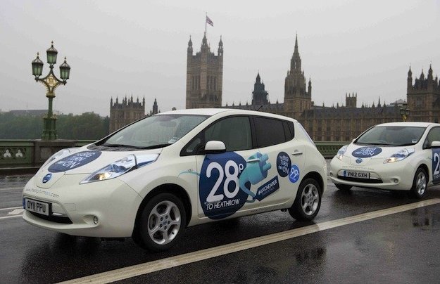 nissan-leaf-london-tower-bridge-congestion-charge