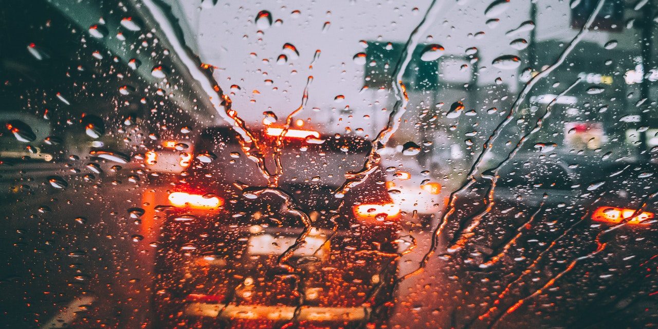 7 Essential Tips to Take Care of Your Car in the Rainy Season