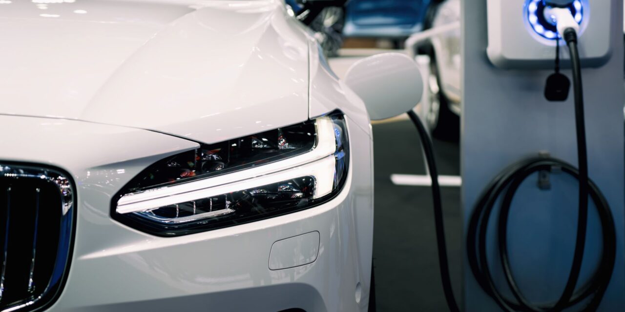 Electric Vs. Hybrid Cars: How To Make The Right Choice